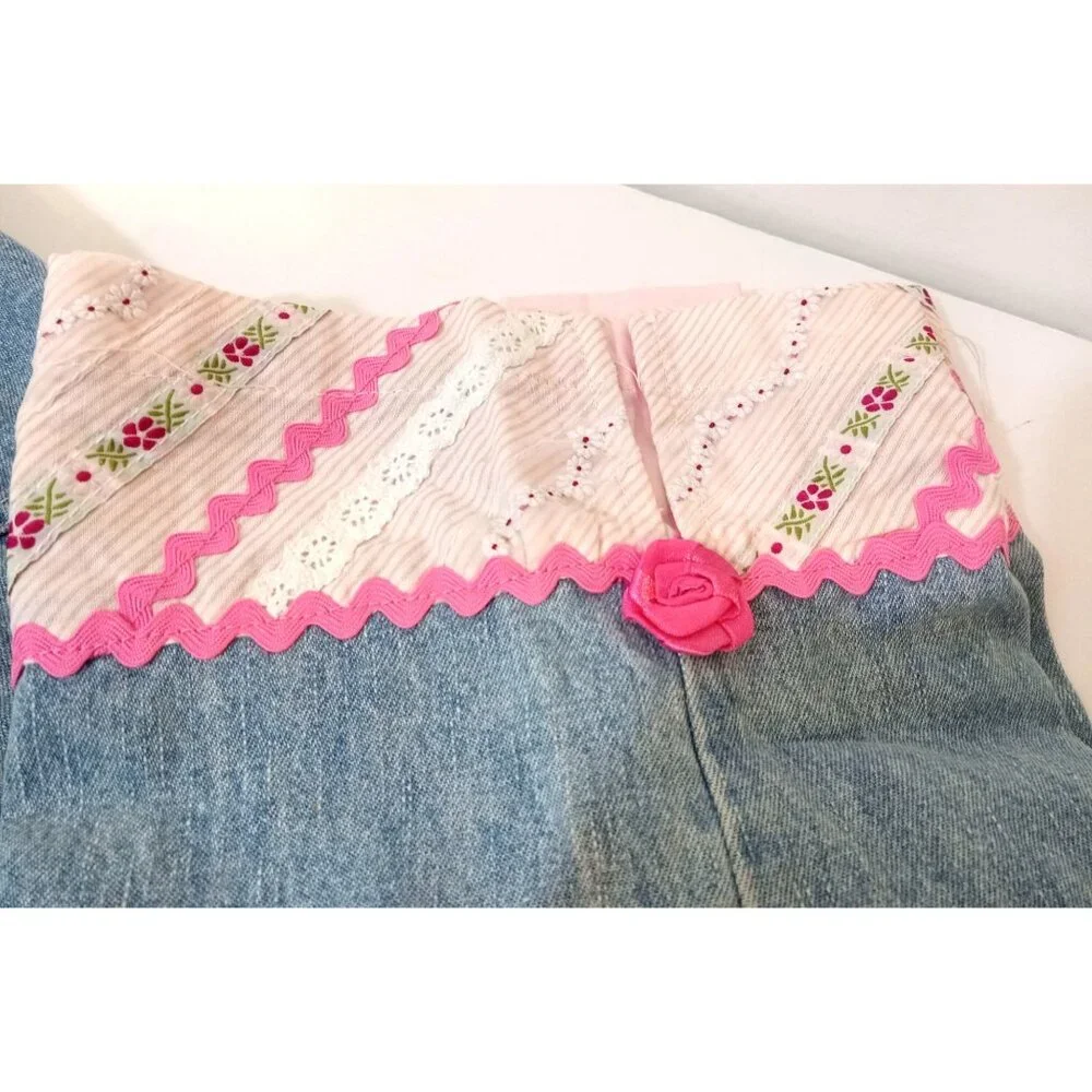 Christopher And Banks Capri Jean Pants Womens Size 10 Blue Pink Flower Pockets - Picture 5 of 7